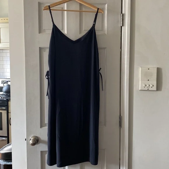 ASOS Navy Dress With Lace Up Detailing - Picture 4 of 10